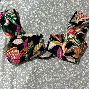 Floral Patterned Bikini Top